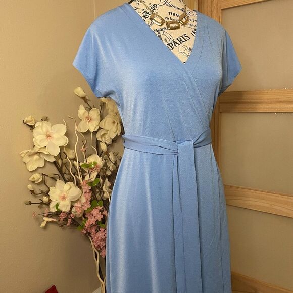 Nine West Wrap Sunday Dress Flutter Sleeves Midi Size Small Stretchy - Picture 4 of 6